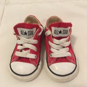 Red unisex toddler converse